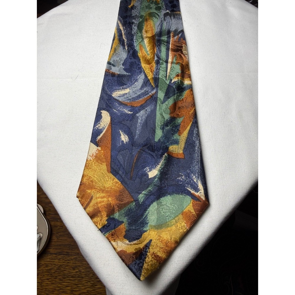 Nino Moretti 100% Silk Abstract Print Handmade Italian Necktie