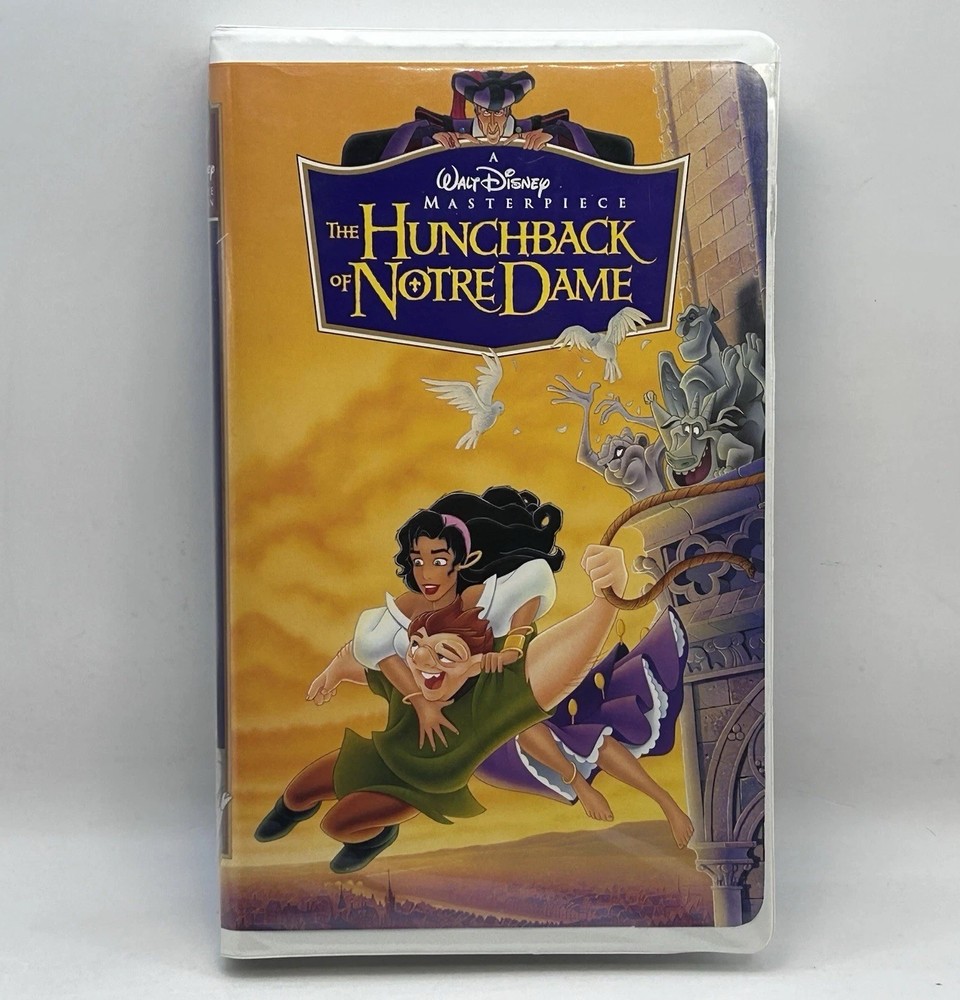 Hunchback of Notre Dame VHS Disney Video Tape Masterpiece Clamshell Nearly New!