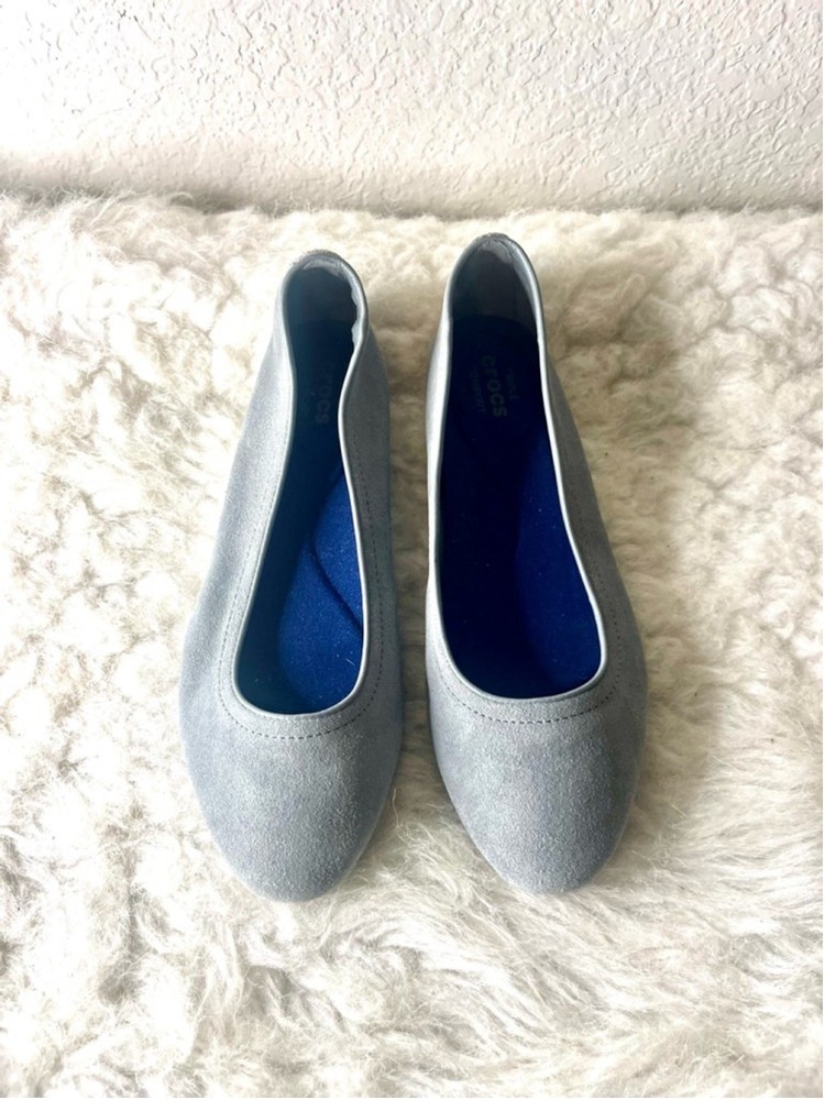 Crocs Womens Lina Suede Loafer Shoes, grey US W7.5