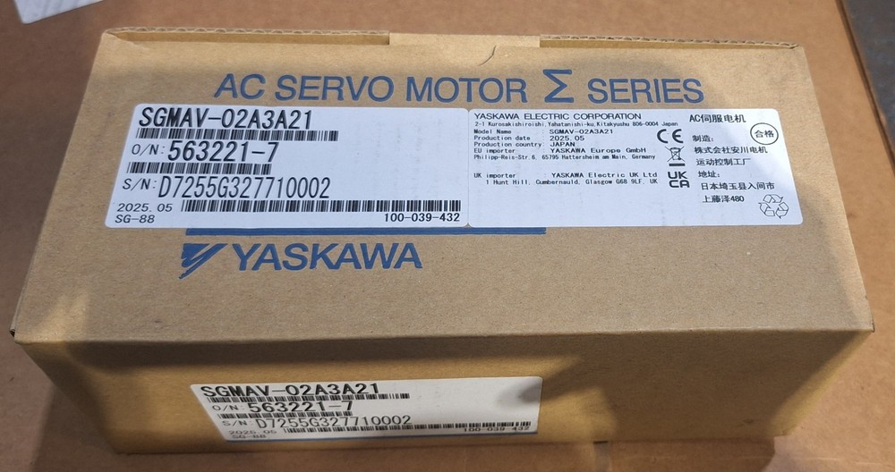 *New In Box* Yaskawa Sgmav-02A3A21 Servo Motor