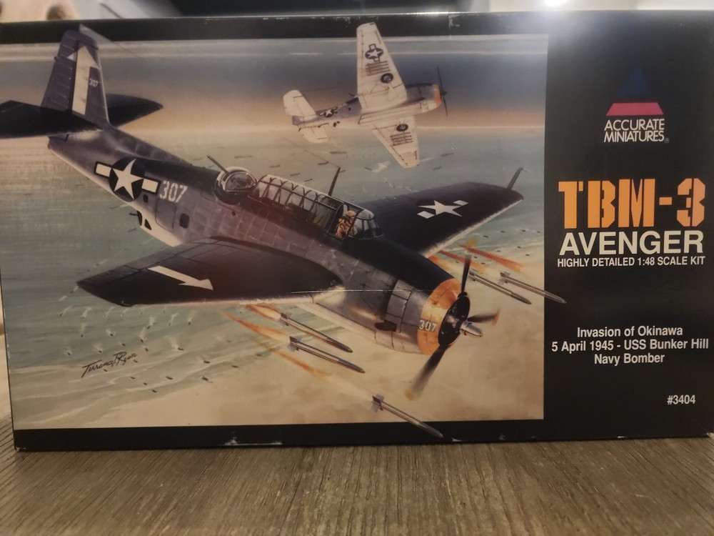 ACCURATE MINIATURES TBM-3 AVENGER 3404 1:48 Scale Model-image