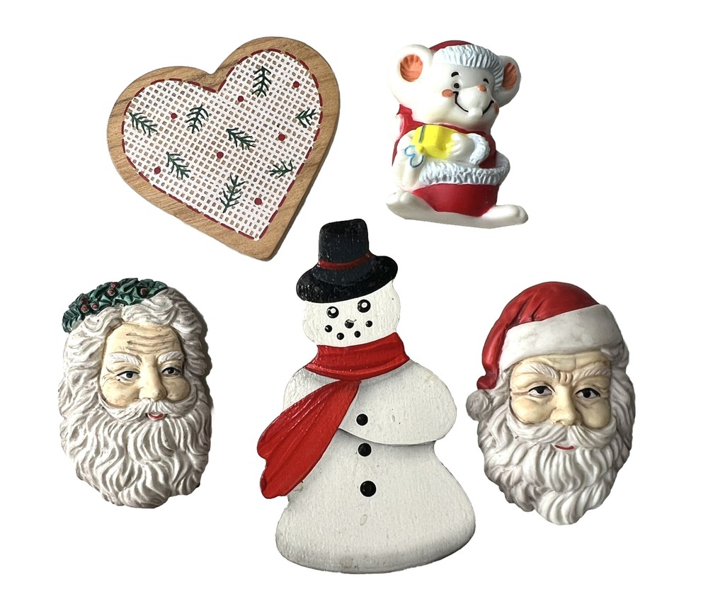 Christmas Magnets Lot Of 4 Wood Snowman 2 Resin Santas Mouse Heart Vintage
