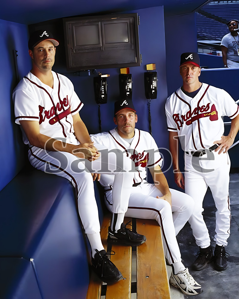 Atlanta Braves  Maddux Smoltz Glavin in the Dugout Color 8 X 10 Photo Picture