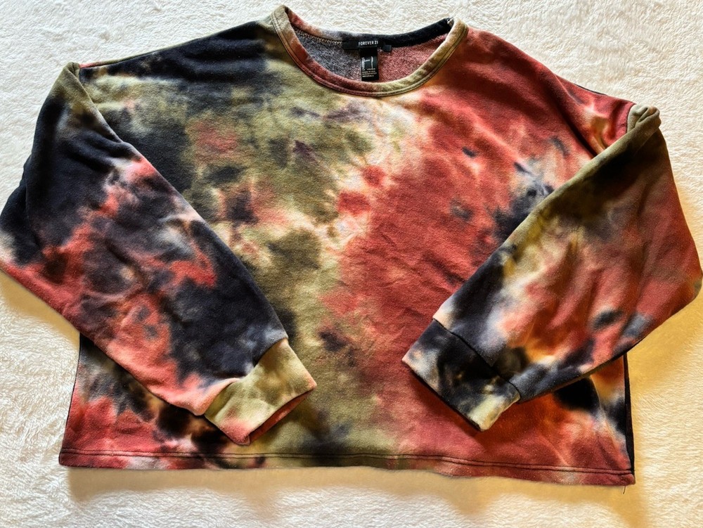 • Forever 21 Tie-Dye Cropped Sweater Top – Women’s Size L