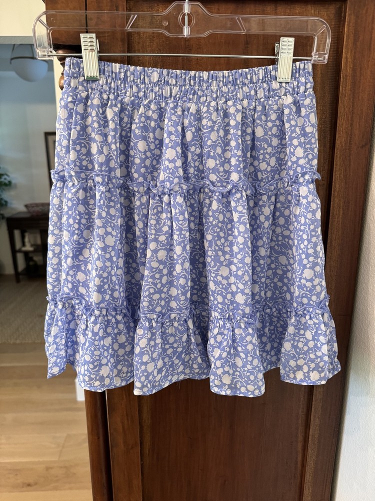 Sienna Sky Women’s Skirt Small Blue Floral Ruffle Mini Lined Lightweight New