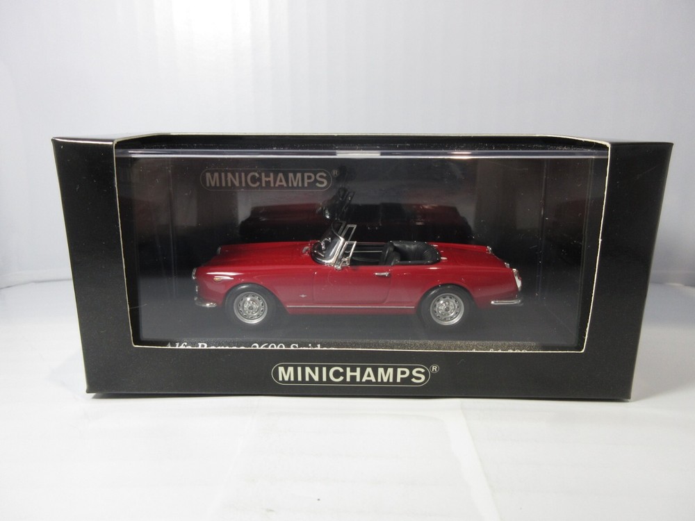 1:43 MINICHAMPS Alfa Romeo 2600 Spider 1964 Red Die Cast Model Car