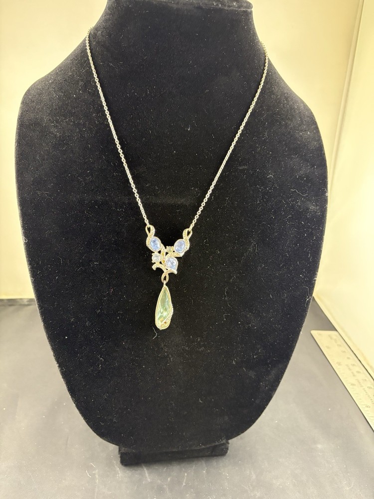 Vintage Avon 1980S Gold Tone Chain With Light Blue abosone