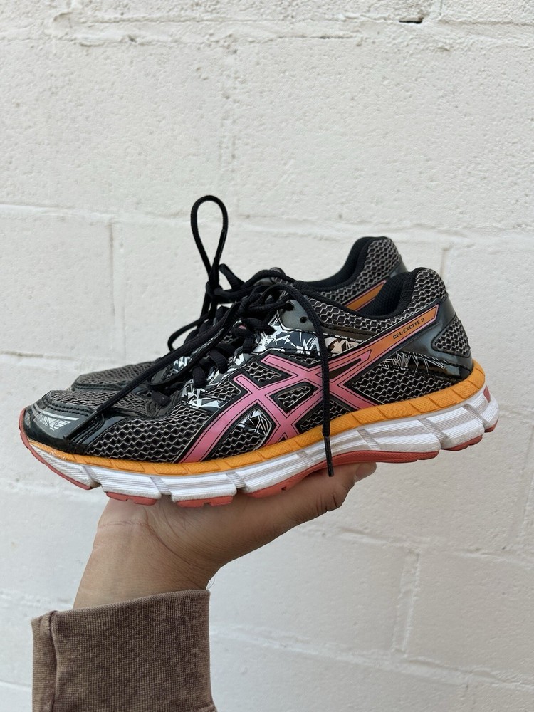 Women’sSize 7.5 - ASICS GEL-Ventures