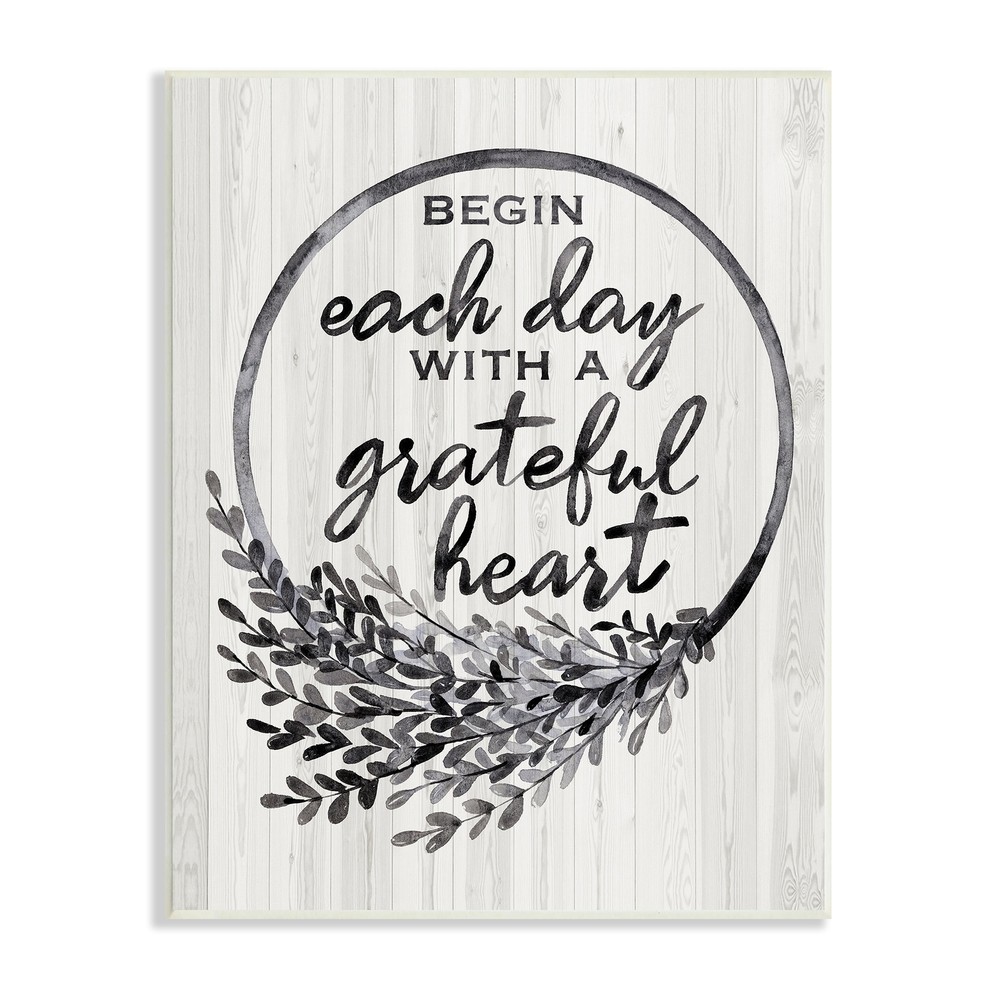 Stupell Begin Each Day Grateful Heart Vintage Country Wreath Grey 13 x 19