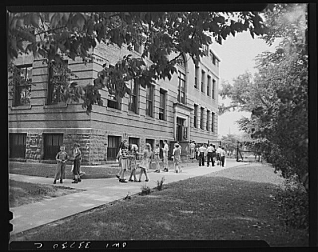 Photo:Schenectady New York Elmer Avenue Elementary School 1930s Students