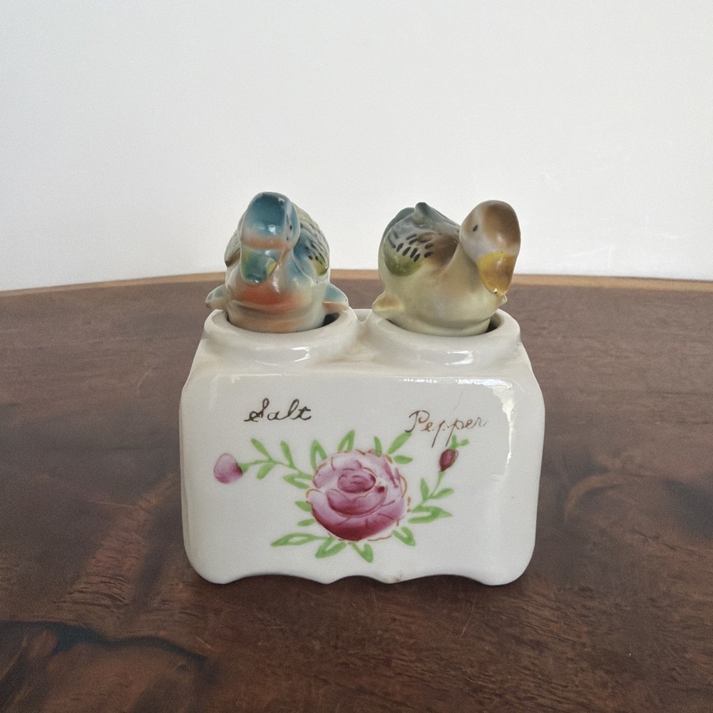 Duck Salt and Pepper Shakers Nodder Bobble Floral Japan 1950’s 3 Piece Vintage