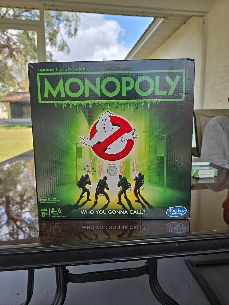 Monopoly Game: Ghostbusters Edition with Theme Song Fast-Dealing Property Game