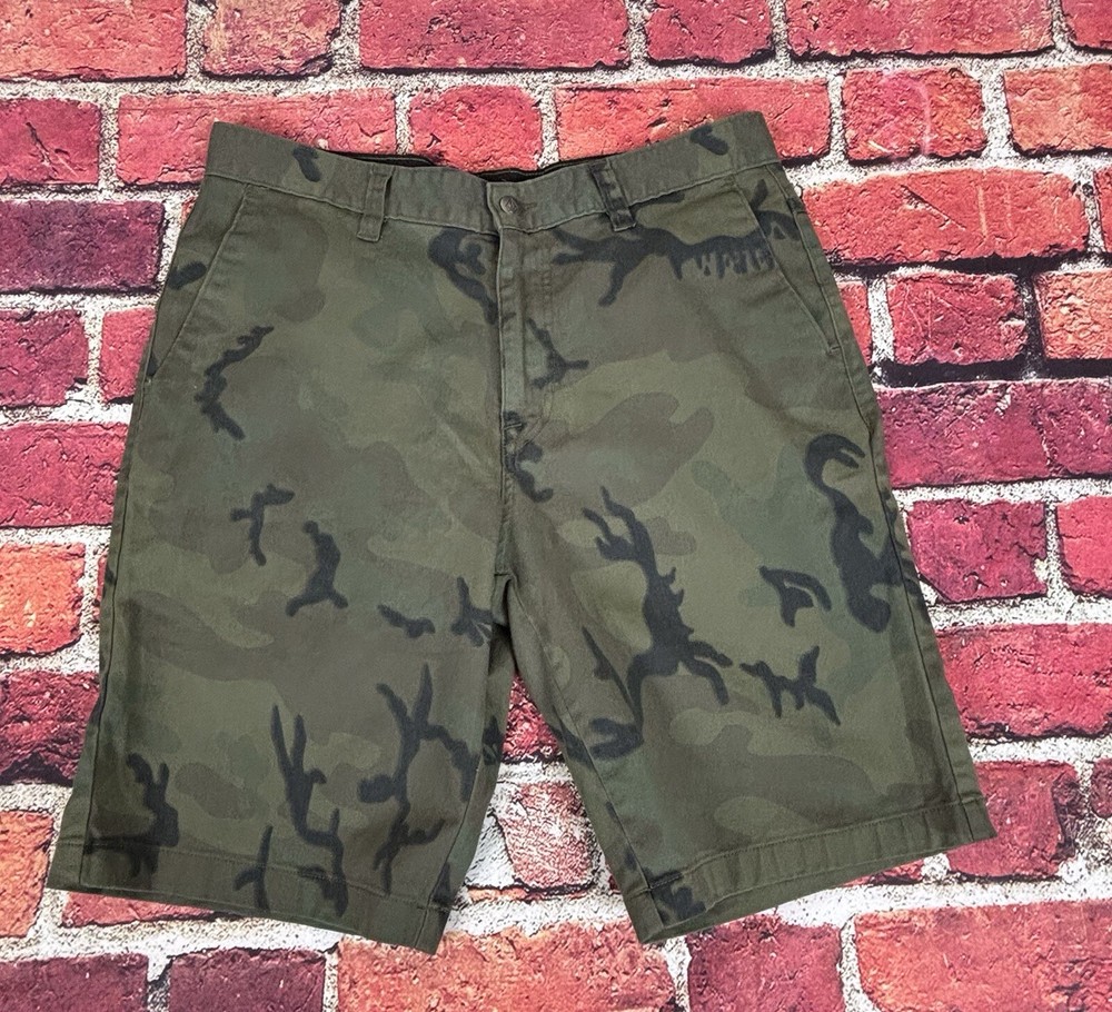 Volcom Woodland Camo Shorts Mens Size 34 Green Cotton/Poly