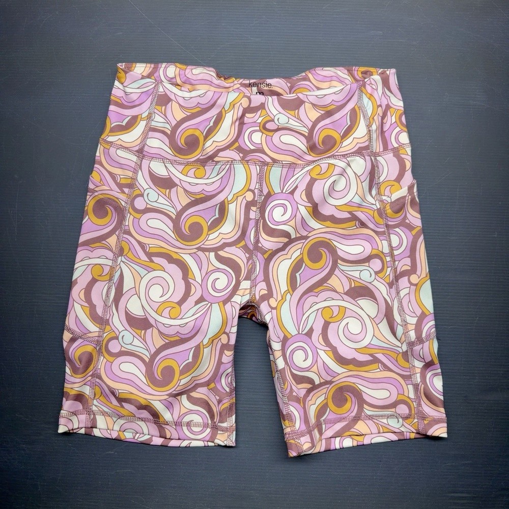Women’s Kensie  Biker Shorts, Paisley Pattern Size M