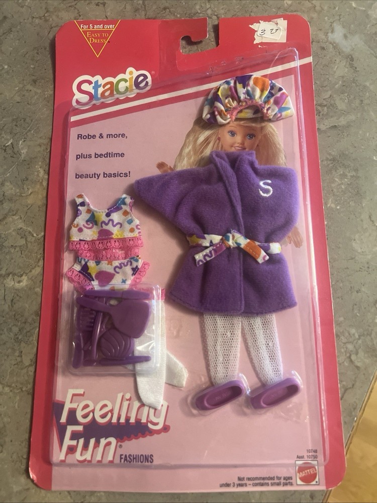 1997 Stacie Feeling Fun Fashions doll set by Mattel
