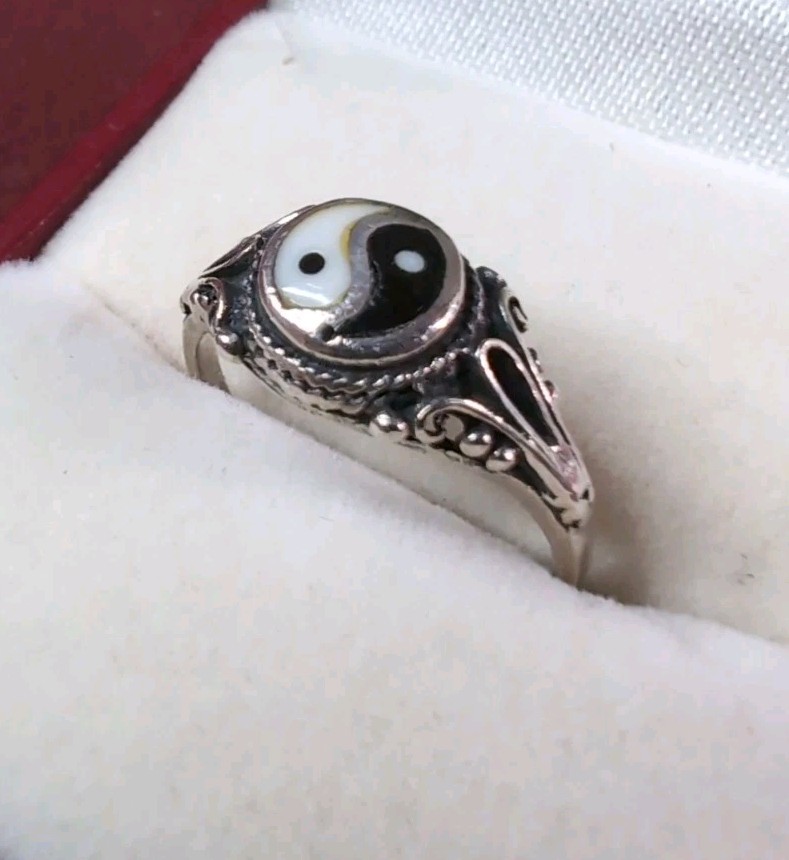 Beautiful 925 Sterling Silver Filigree Yin Yang Ring Size 6.25
