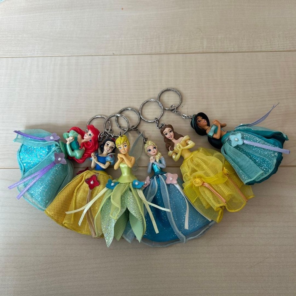Disney Princess Keychain Set of 6 Colorful Dress Figures Plastic
