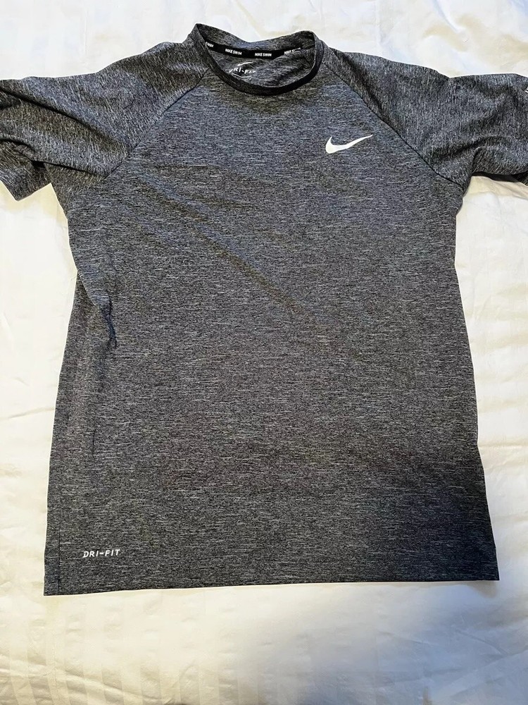 Men’s Nike Dri-Fit Logo Shirt Heather Gray Size Medium M Polyester Short Sleeve