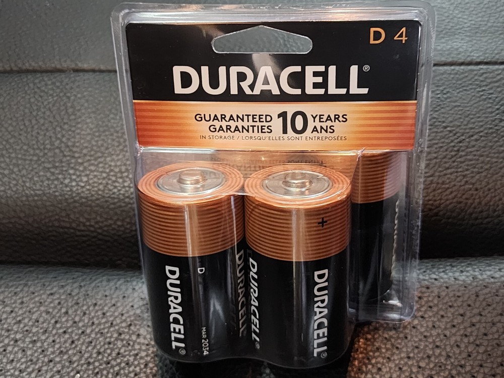 Duracell Coppertop D-Cell Alkaline Batteries 4-Pack Expires 2034