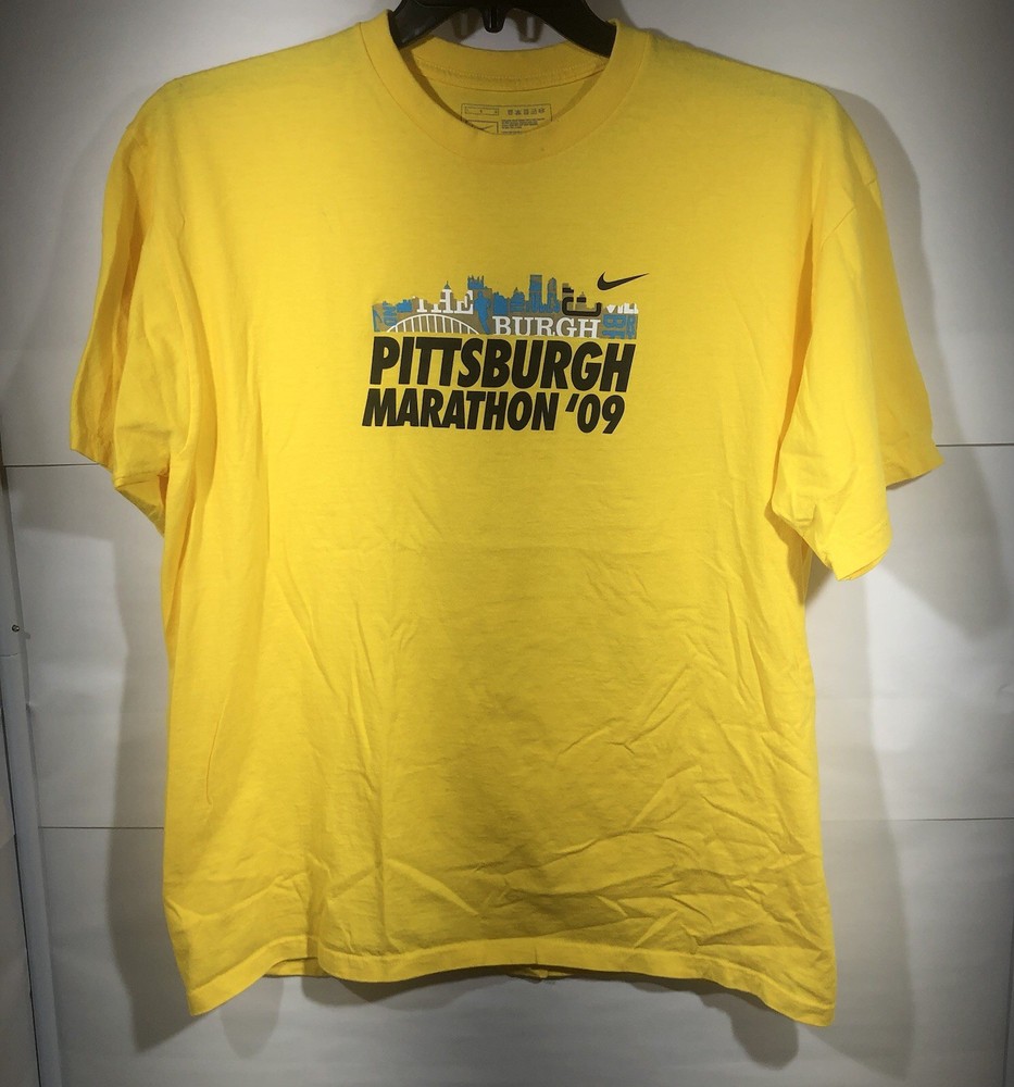 Nike Pittsburgh Marathon 2009 T-Shirt Men’s Large Yellow Sports Running