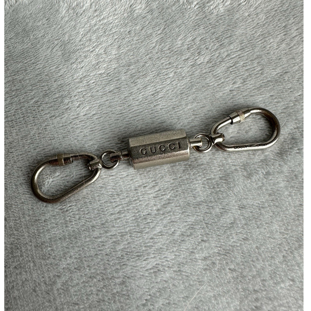 Gucci Silver Metal Carabiner Key Chain with Logo Accent
