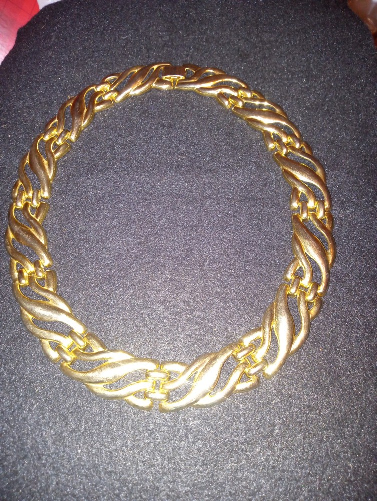 Vintage Gold Tone Link Choker Collar Statement Necklace 15