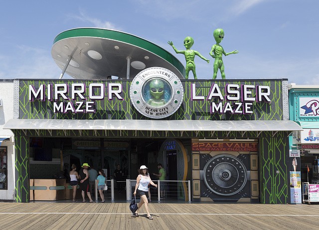 Ocean City New Jersey Gillians Wonderland Pier 2017 Mirror Laser Maze