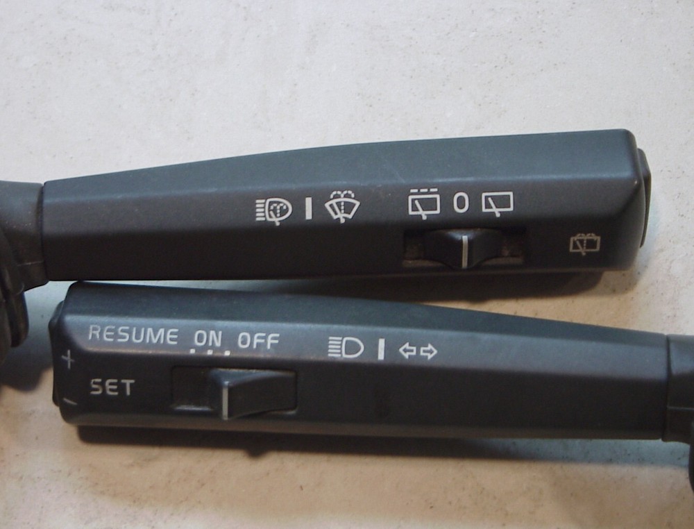 1999 Volvo XC70 Turn Signal Cruise Wiper Switches Grey Good Condition