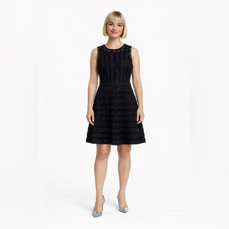 DIANE VON FURSTENBERG Dolly Dress Size 4 Black Lace Ruched Fit and Flare Zip