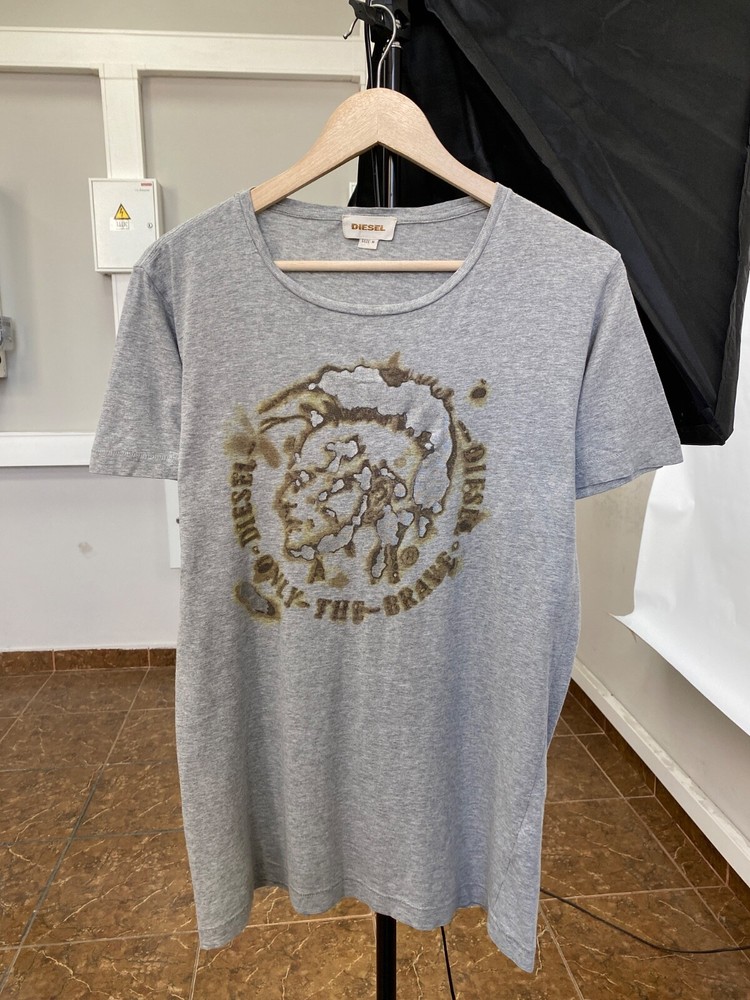 🇺🇸 Vintage Diesel Punk Rock Man Y2K T-Shirt Rare Retro Hype size M color gray