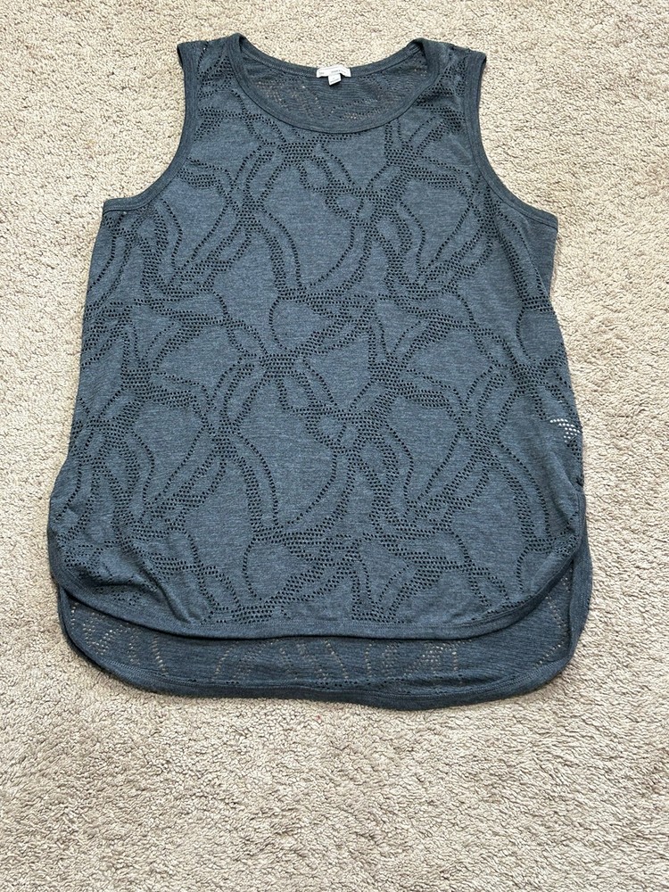 Gap Womens Shirt Size XL Gray Open Knit Soft Sleeveless Lightweight Flowy Casual