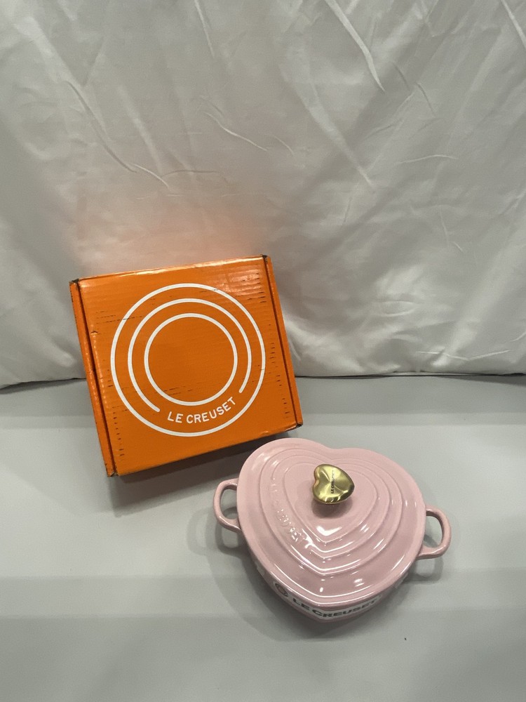 Le Creuset Enameled Cast Iron Shallow Heart Cocotte 7.75in Chiffon Pink