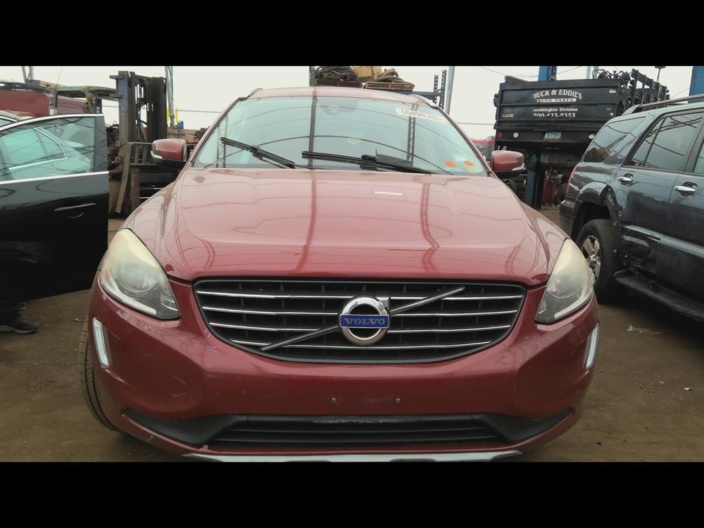 Driver Left Front Spindle/Knuckle XC60 Fits 09-13 VOLVO 60 SERIES 6628531