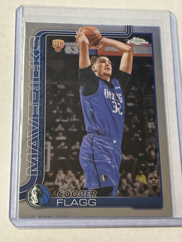 2025-26 Topps Chrome Cooper Flagg #251 RC Dallas Mavericks ROY Rookie