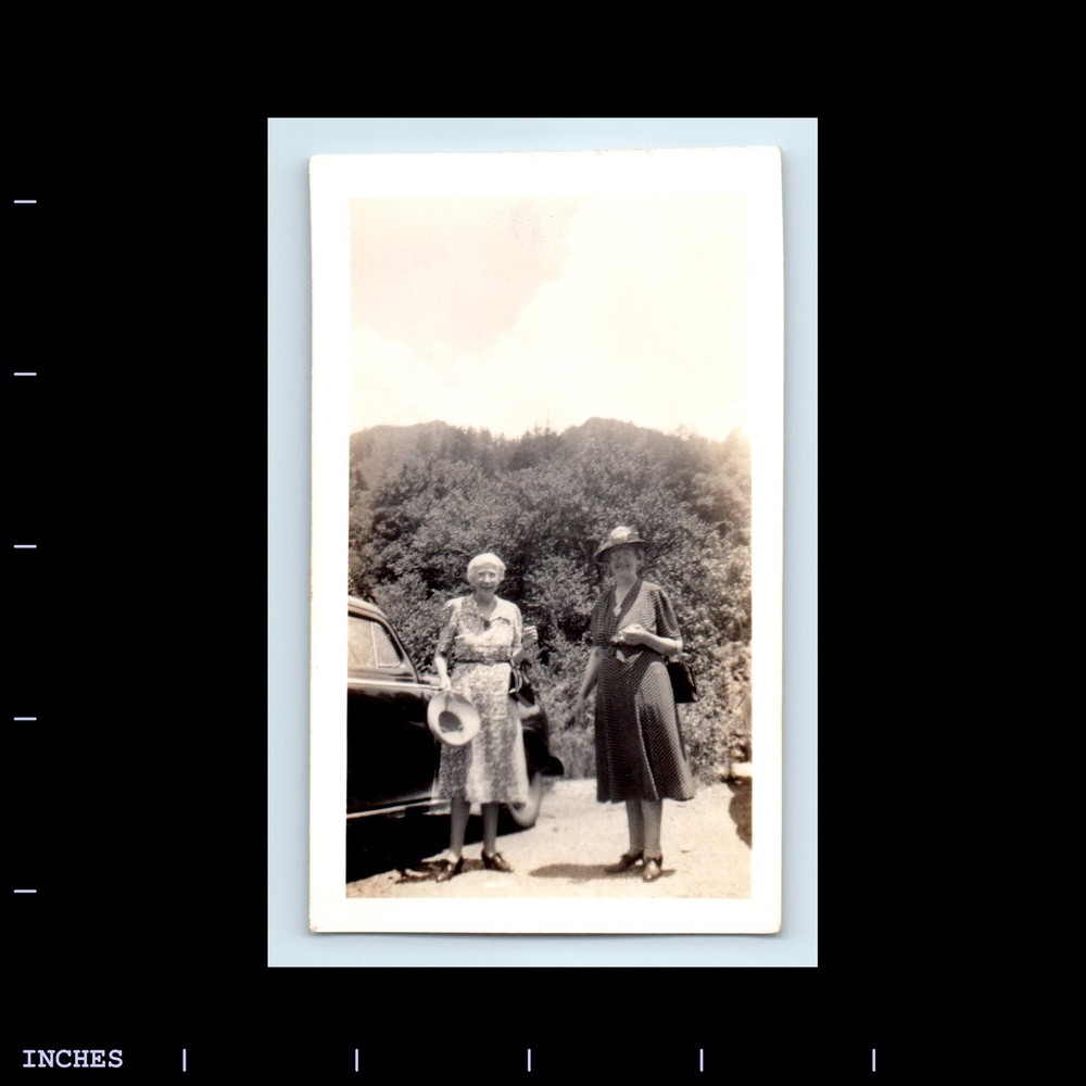 Old Vintage Photo OLDER WOMEN BY CLASSIC CAR