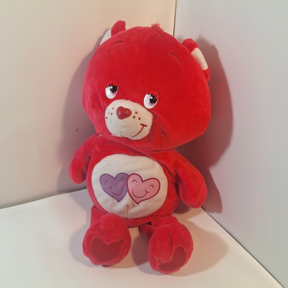 Always There Bear Care Bear 2011 Collectable Hearts Badge 17