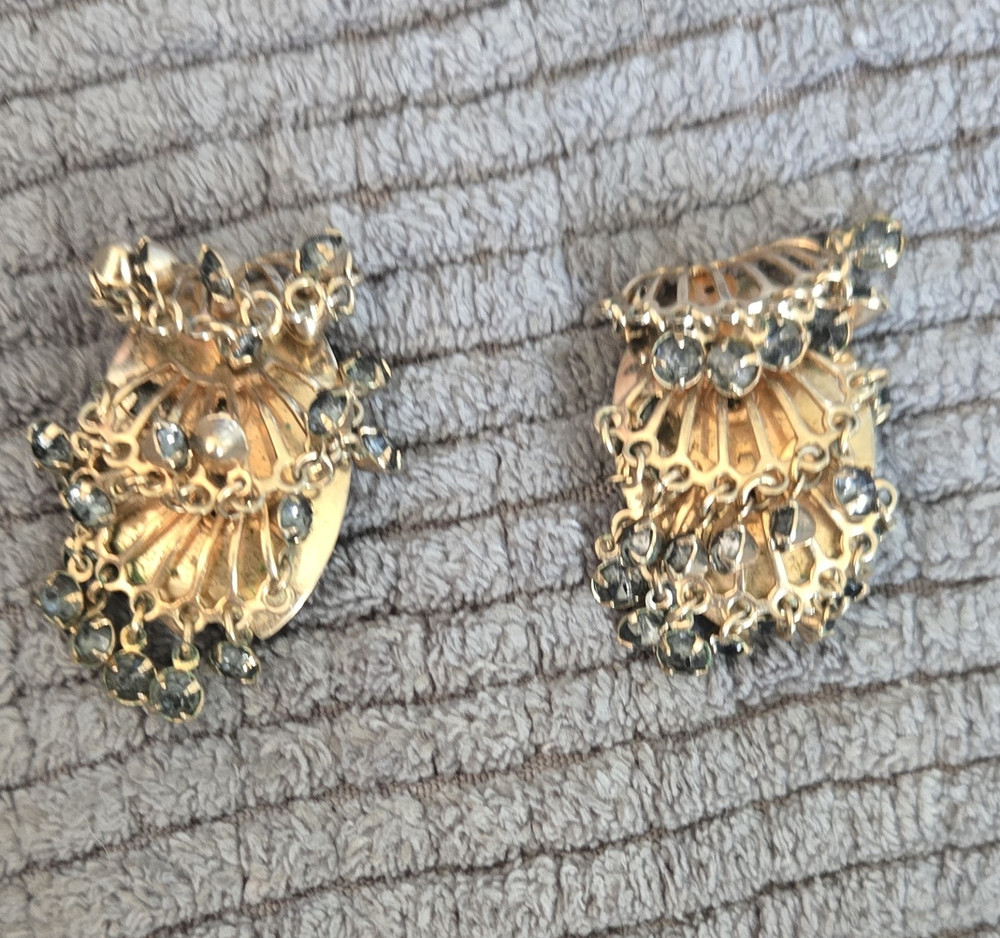 Vintage Dangle Drop Earrings Clip-On Gold Clear Round Glass Fashion