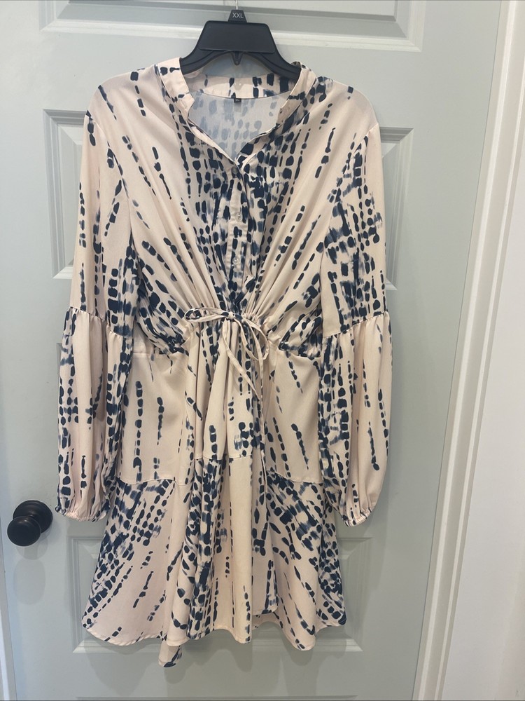 Women’s Dress Size XL Long Sleeve MIDI Blue Tie Dye On Blush Flowey Adorable!