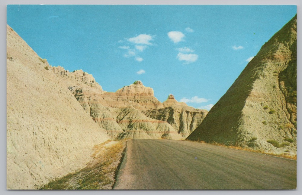 State View~Gateway On Hwy In Badlands South Dakota~Vintage Postcard