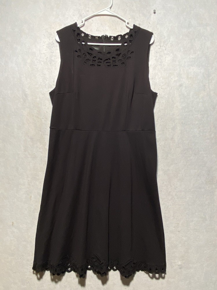 TALBOTS Black Embroidered Ponte Knit Fit & Flare Dress Sz 16 Career Holiday