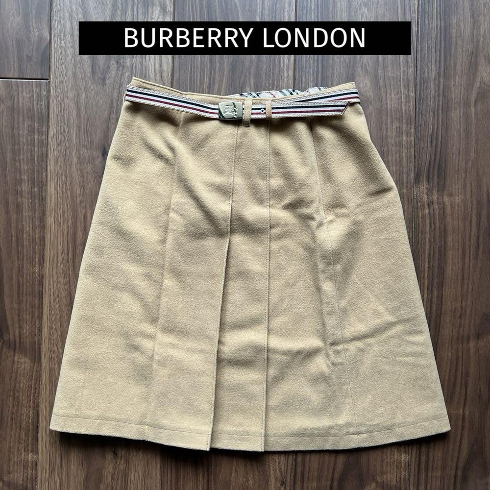 Burberry London Nova Check Knee-Length Skirt Beige with Belt Used