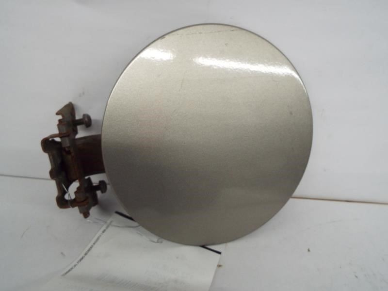 SUBURBN15 2001 Fuel Filler Door 252826