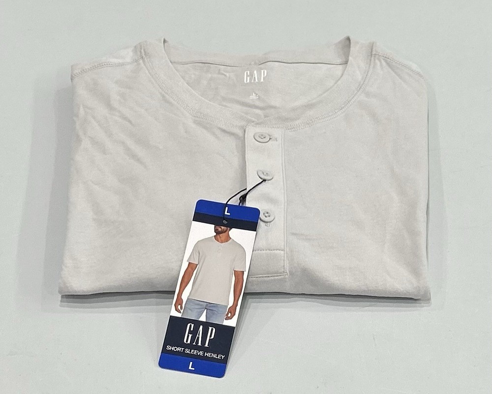 GAP Men’s Short Sleeve Henley Tee, Gray, Size L