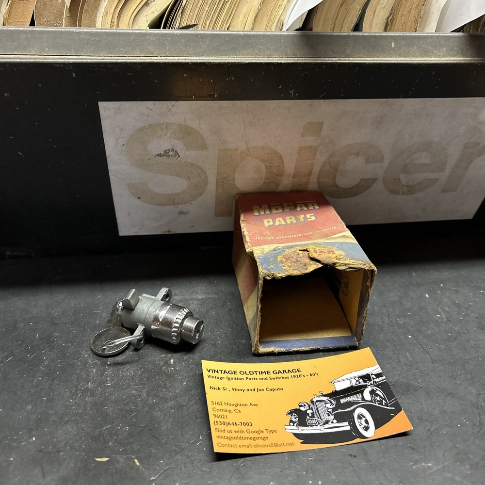 1955 1956 1957 1958 PLYMOUTH GLOVE BOX LOCK