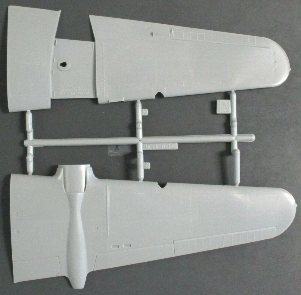 Accurate Miniatures 3430 1/48 Scale B-25b Mitchell Plastic Model Kit F6-image