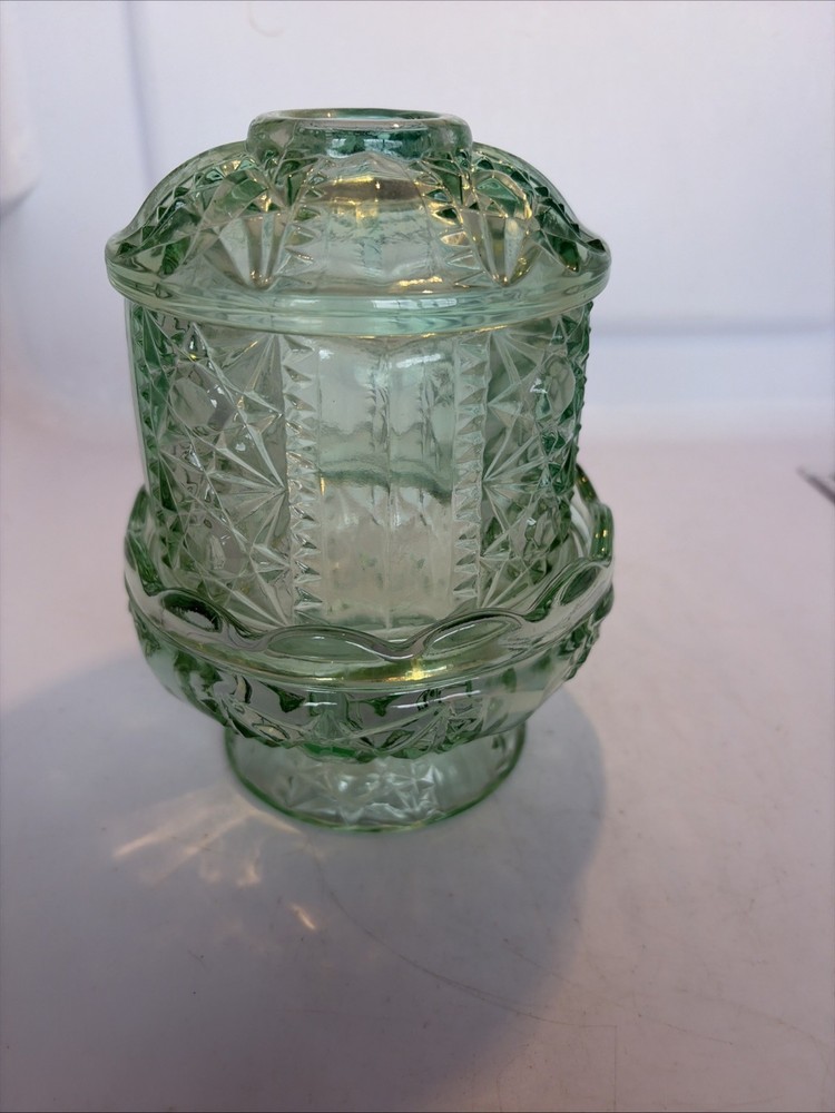 Vintage Indiana Glass Green Stars And Bars Fairy Lamp -