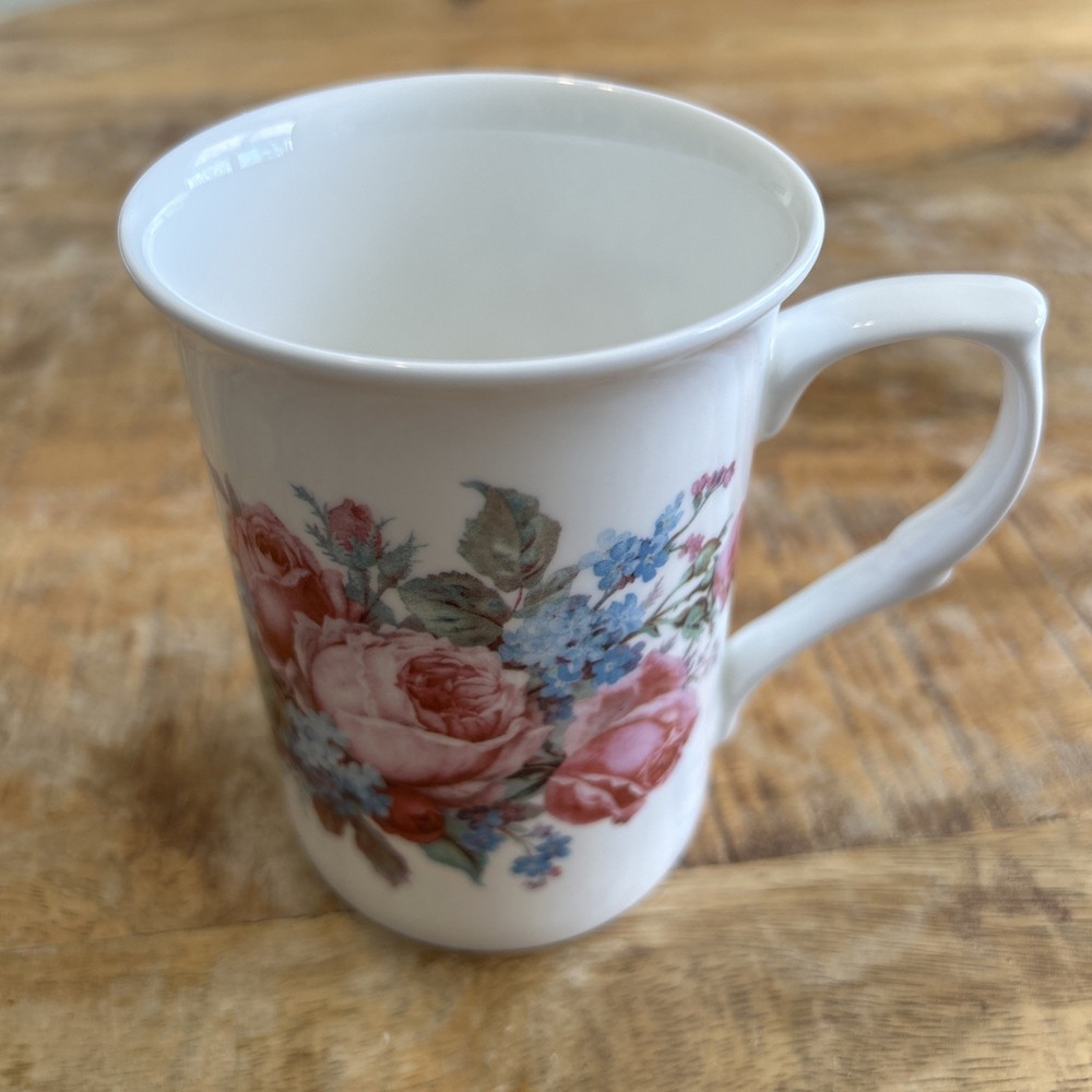 Stechcol Gracie Bone China coffee mug tea Cup Floral Design Beautiful