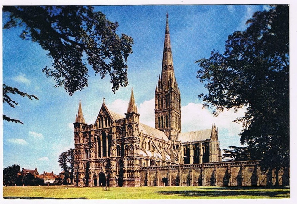 Postcard Wiltshire England UK Salisbury Cathedral The West Front