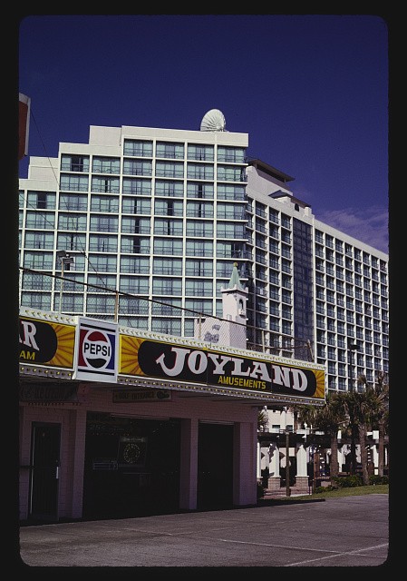 Photo:Daytona Beach Florida Marriott Hotel 1990 Joyland Amusements sign