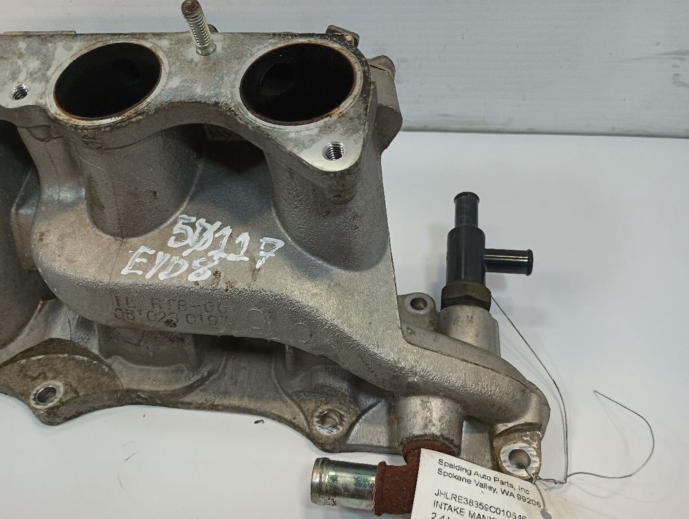 2.0L 4 Cylinder CR-V Intake Manifold with Injector Base Fits 2009 (Part 11377102)